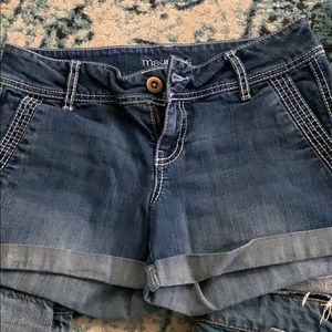 Maurices jean shorts size 1/2